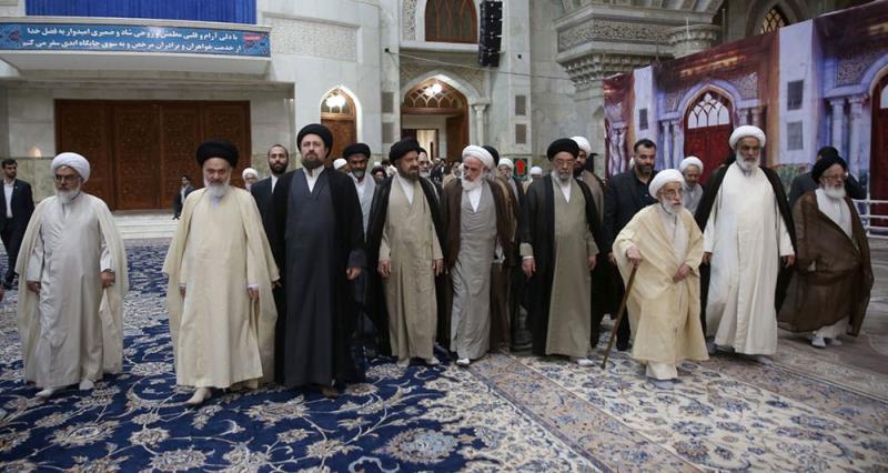 ایران کے اراکین ماہرین اسمبلی کی بانی انقلاب حضرت امام خمینی (رح) کے مزار پر حاضری کے مناظر
