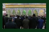 اسلامی جمہوریہ ایران کے اراکین حکومت سمیت مختلف طبقات سے تعلق رکھنے والے حضرات کی حرم امام میں حاضری اور بانی اسلامی جمہوریہ ایران امام خمینی سے تجدید عہد؛ یادگار امام سے ملاقات /۲۱۰۸ء