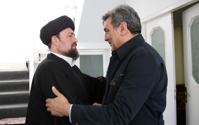 تصویری رپورٹ/تہران کےنئے میئر پرویز حناچی نے جماران میں امام خمینی(رح) کے پوتے سے ملاقات کی