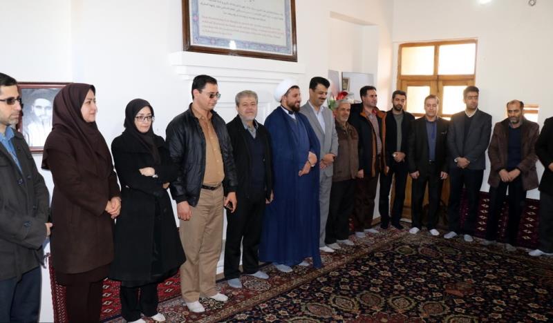 خمین، نوروزی سیاحوں کا امام خمینی (رح) کے تاریخی گھر کا دورہ -1 /2019