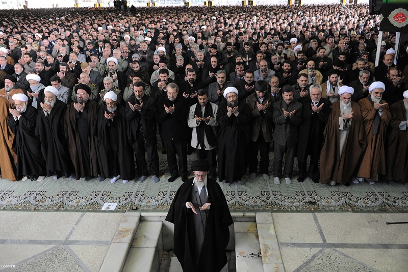 نماز جمعہ؛ امام خمینی (رح) کی نظر میں 