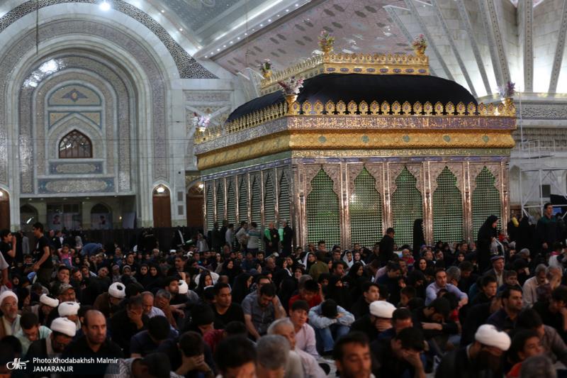 امام خمینی(رح) کے حرم میں انیسویں کی شب میں عبادات و مناجات