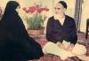 امام خمینی (رح) اور شریک حیات کا احترام