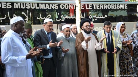 فرانسیسی مسلمانوں پر اپنی مرضی کا اسلام مسلط کرنے کی میکرون کی کوشش خطرناک ہے،امریکی مسلم تنظیم