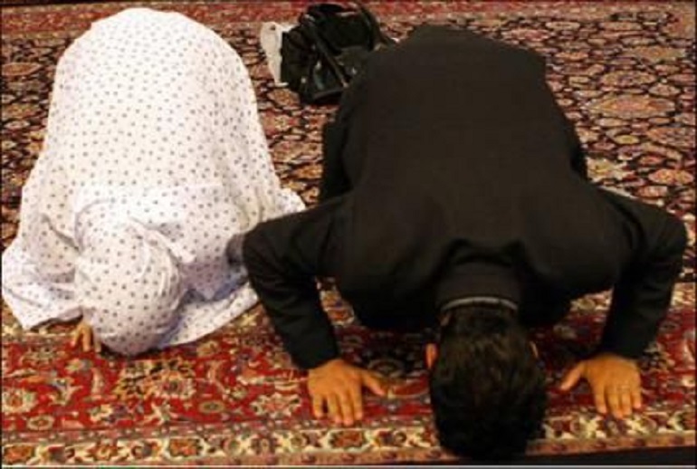 اگر نماز سے فارغ ہونے کے بعد معلوم ہو کہ اس نے دو سجدے نہیں  کئے تو اسے کیا کرنا چاہیئے؟