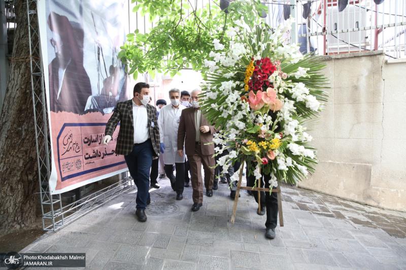 اسلامی جمہوریہ ایران کے وزیر صحت نے اسلامی انقلاب کے بانی سے تجدید عہد کیا
