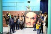 سوڈان کے طلباء نے جماران میں امام خمینی(رح) کے تاریخی گھر کا دورہ کیا 