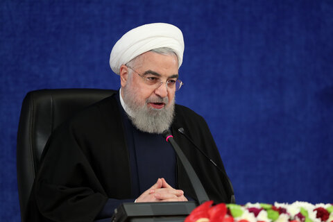 ایران کو گھٹنوں پر لاکھڑا کرنے کا خواب دیکھنے والے خود گھٹنوں کے بل آگئے، حسن روحانی