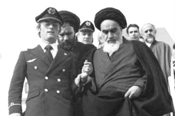 امام خمینی رحمہ اللہ کی وطن واپسی پر عوام میں جوش و خروش