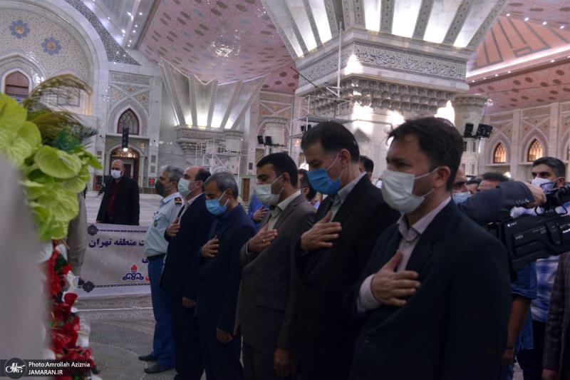 امام خمینی (رح) کی برسی کے موقع پر؛ عوام کے مختلف طبقات سے وابستہ افراد کی حرم امام خمینی (رح) میں حاضری اور ان کی تمناؤں سے تجدید عہد-1 /2021ء