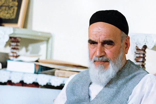 امام خمینی اور اسلام میں جدائی نا ممکن ہے