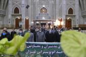 عشره فجر کے موقع پر؛ عوام کے مختلف طبقات سے وابستہ افراد کی حرم امام خمینی (رح) میں حاضری اور ان کی تمناؤں سے تجدید عہد-1 /2021ء
