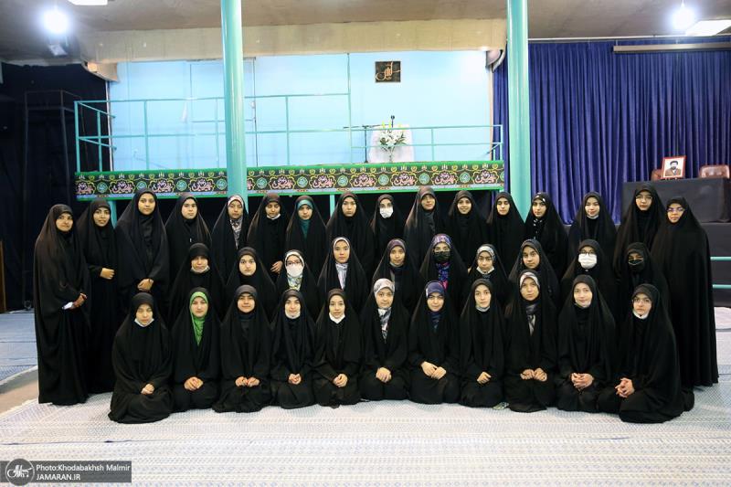جماران، طلباء کا امام خمینی (رح) کے تاریخی گھر کا دورہ/ 2022ء
