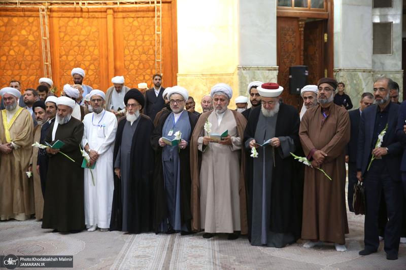 حرم امام خمینی (رح) میں 36ویں اسلامی اتحاد کانفرنس کے مہمانوں کی حاضری اور ان کی تمناؤں سے تجدید عہد/ 2022ء