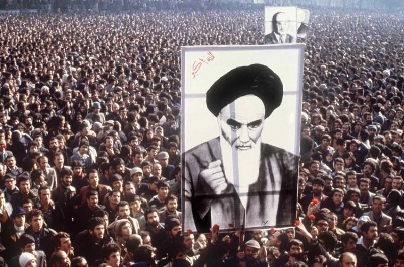انقلاب اسلامی ایران نے دنیا میں اسلام اور مکتب اہلبیت (ع) کو روشناس کرایا ہے، آیت اللہ خاتمی