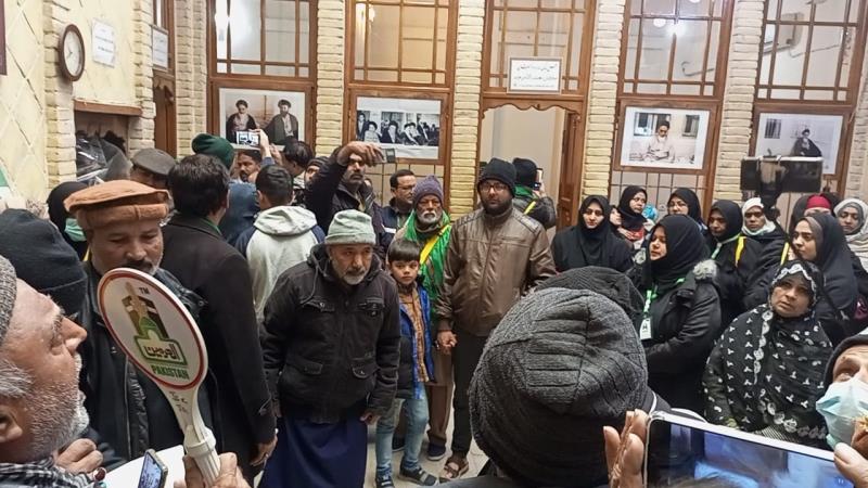 نجف اشرف میں امام خمینی(رح) کے گھر کی ہندو پاک کے زائرین نے زیارت کی 