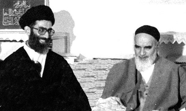 بانی انقلاب امام خمینی (رح) نے رہبر انقلاب آیت اللہ خامنہ ای کو کیا وصیت کی تھی؟