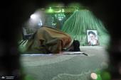رہبر معظم انقلاب اسلامی کی حضرت امام خمینی (رہ) کے حرم مطہر پر حاضری