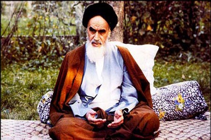 امام خمینی(رح) کا چلنا اور ٹھرنا بھی نمومہ عمل تھا