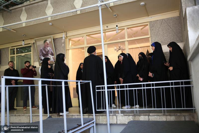 جماران میں امام خمینی (رح) کے گھر پر صوبہ ہرمزگان کے طلباء کا دوره 2023ء