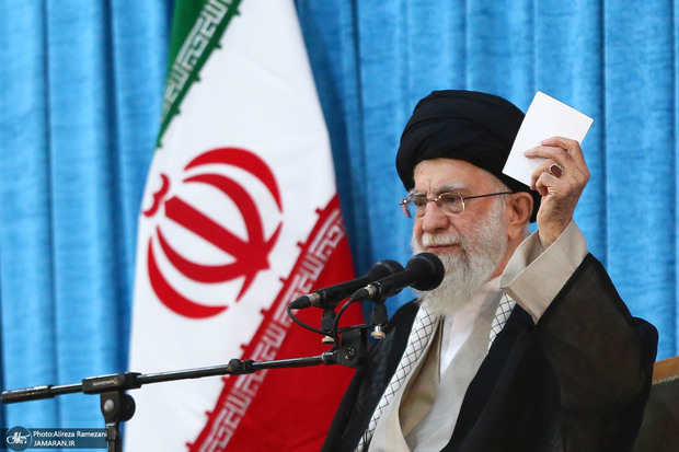 امام خمینی کی پچاس سال پہلے کی پیشگوئی رفتہ رفتہ عملی جامہ پہن رہی ہے