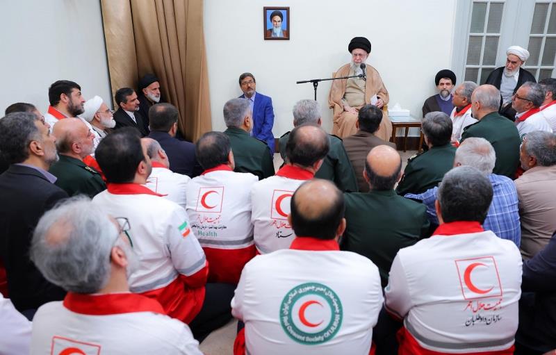 ہمارے امداد رساں انسانی صفات اور انسان دوستی کے مظہر ہیں
