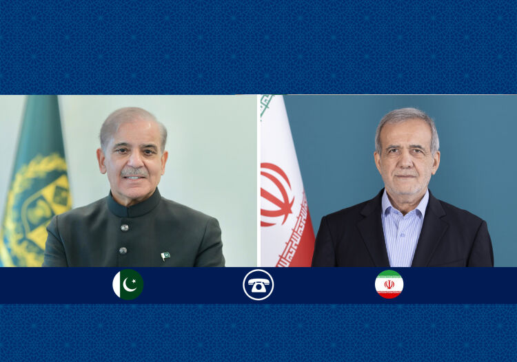 صدر ایران کا وزیر اعظم پاکستان کو فون؛ ایران سیلاب سے متاثرہ پاکستانیوں کی مدد کے لیے تیار ہے