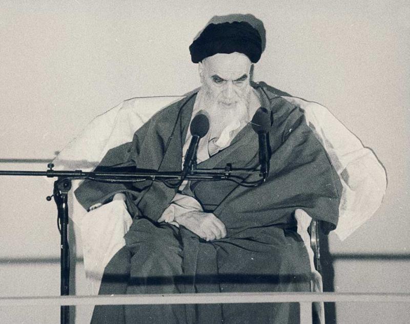 عزاداری شعائر الہی میں سے ہے اس کی حفاظت کرنا ہم سب کی ذمہ داری ہے:امام خمینی(رہ) 