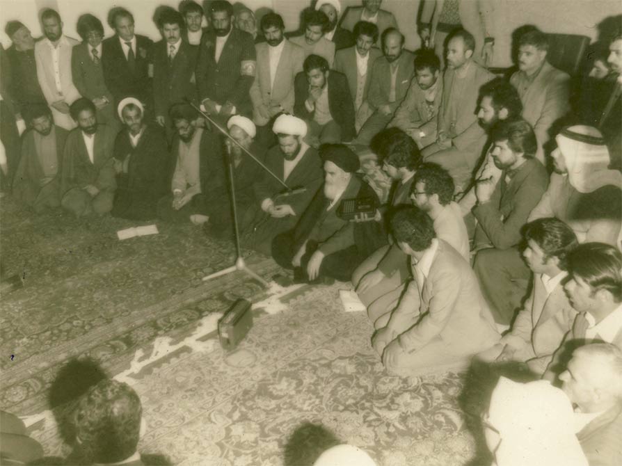 اخلاقِ اسلامی کے ذریعے ظلم و طاغوت کی بنیادوں کو ہلا دیں 