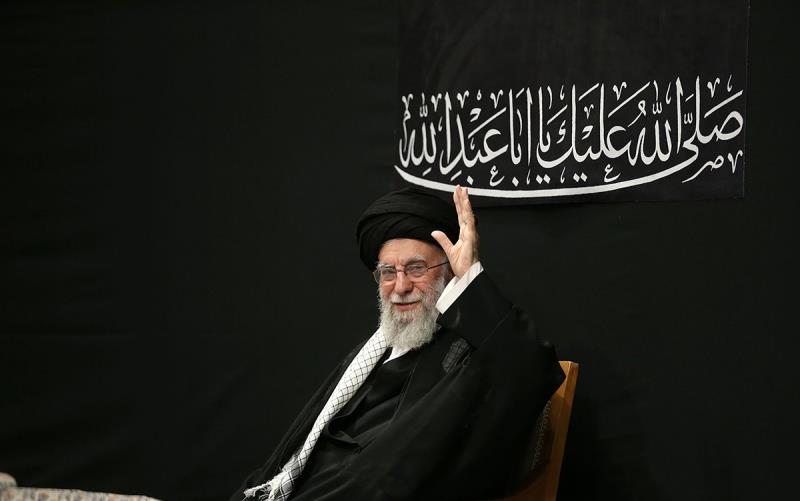 رہبر انقلاب اسلامی کی موجودگی میں عزاداری کا اجتماع  