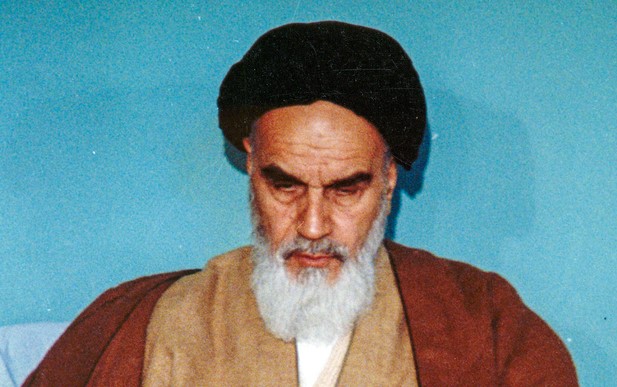 امام خمینی (رہ) کی نگاہ میں مجالس امام حسین کی اہمیت 