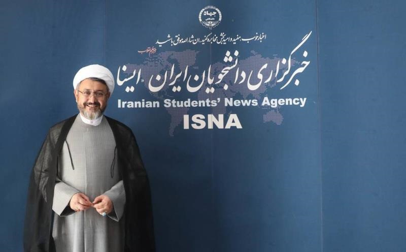 حجت الاسلام علی کمساری کا ایسنا نیوز ایجنسی کے مختلف شعبہ جات کا دورہ