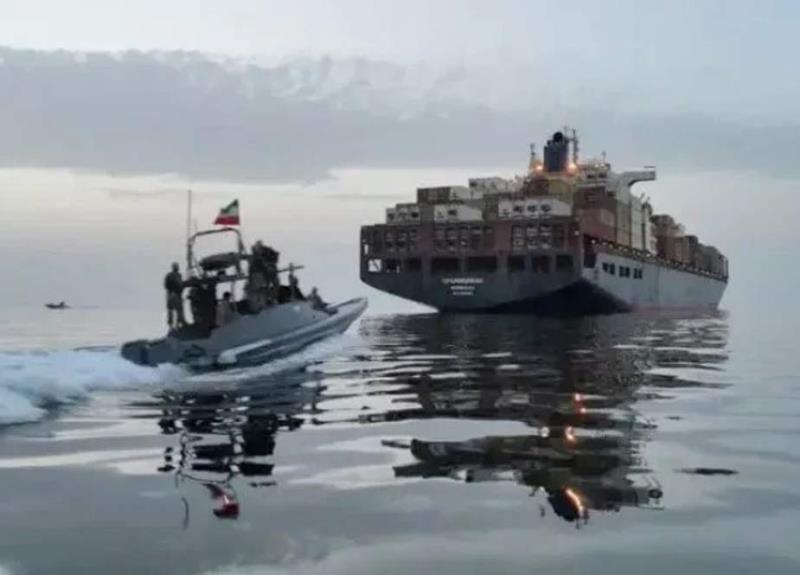 بحری جہازوں کیخلاف کسی بھی جارحیت کا سخت جواب دیا جائیگا، ایرانی عسکری قیادت