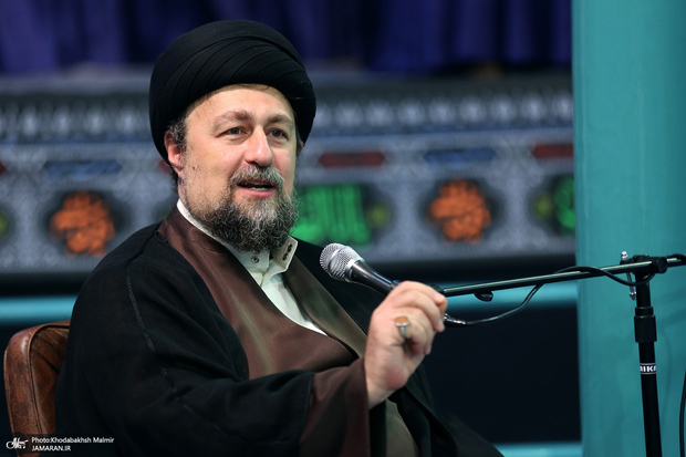 امام کا نام ایک رہنما چراغ ہے؛ سید حسن خمینی