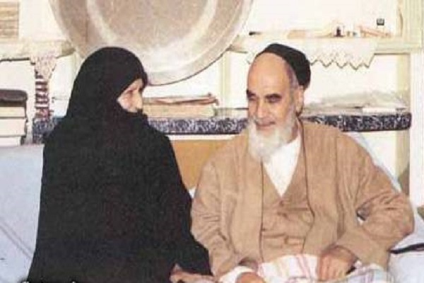 Anniversaire du décès de la dame Khadijah Thaghafi, l’épouse de l’imam Khomeini (ra)