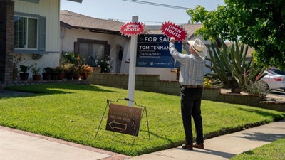 La guerre contre l’Iran aggrave la crise du logement aux États-Unis et accentue la pression sur Trump à l’approche des élections
