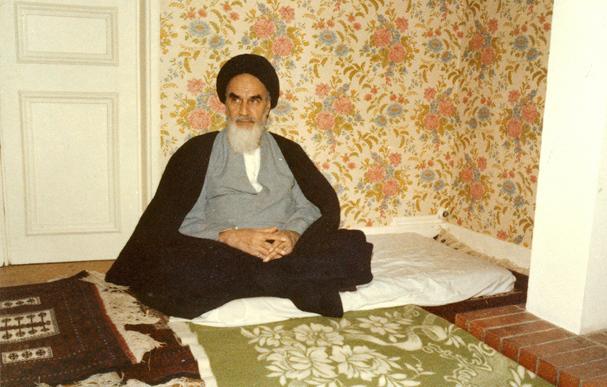 Comment les habitants de Neauphle-le-Château réagirent-ils à l’annonce du retour de l’Imam en Iran ?